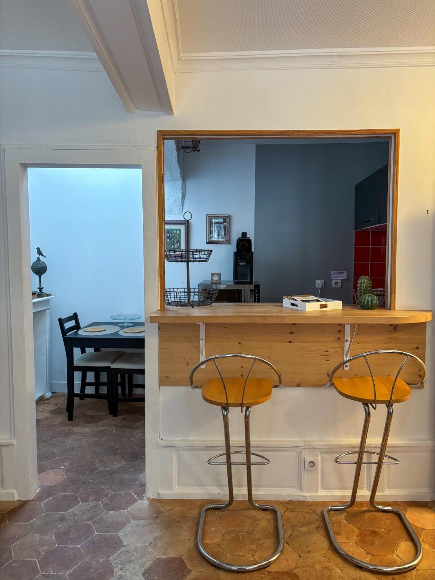 Studio Parvis Cloitre Notre Dame Chartres Luaran gambar